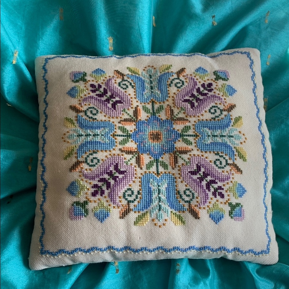Vintage hand Embroidered Decorative Pillow